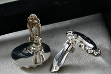 Load image into Gallery viewer, Vintage Taxco Mexico Sterling Silver Swirl Circle Beaded Edge Clip-On Earrings