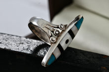 Load image into Gallery viewer, Native American Zuni Elongated Oval Turquoise Pearl Onyx Inlay Ring Size 6.5