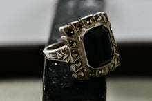Load image into Gallery viewer, Vintage Uncas Sterling Silver Rhinestone Black Onyx Signet RIng Sing 4