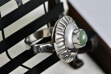 Load image into Gallery viewer, RVT Navajo Native American Vintage Silver Green Jade Bead Round Shield Dome Ring Size 9.5