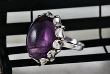 Load image into Gallery viewer, Vintage Silver Art Deco Large Oval Purple Amethyst Ring Size 8