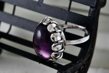 Load image into Gallery viewer, Vintage Silver Art Deco Large Oval Purple Amethyst Ring Size 8