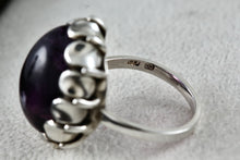 Load image into Gallery viewer, Vintage Silver Art Deco Large Oval Purple Amethyst Ring Size 8