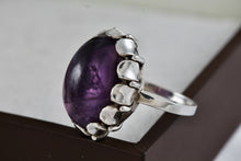Load image into Gallery viewer, Vintage Silver Art Deco Large Oval Purple Amethyst Ring Size 8