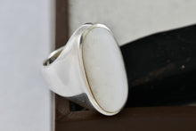 Load image into Gallery viewer, Sterling Silver Elongated Oval Pearl Inlay Signet Ring Size 6.5