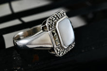 Load image into Gallery viewer, Sterling Silver Square Rhinestone Pearl Inlay Signet Ring Size 8.5