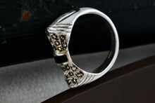 Load image into Gallery viewer, Sterling Silver Black Enamel Rhinestone Ribbon Bow Ring Size 5.5