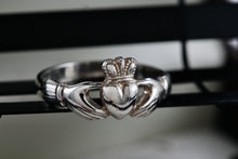 Load image into Gallery viewer, Sterling Silver Irish Claddagh Crown of Hearts Ring Ireland Size 7