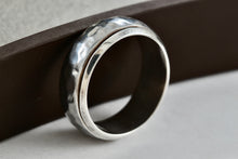 Load image into Gallery viewer, Vintage Sterling Silver Mens Large Hammered Spinner Ring Size 11.5