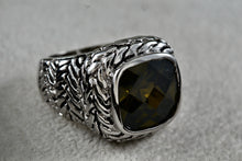 Load image into Gallery viewer, High Quality Fashion Rope Weave Square Cushion Cut Smokey Quartz Ring Size 6