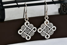 Load image into Gallery viewer, Vintage Sterling Silver Tik Tac Toe Swirl Square Dangle Earrings