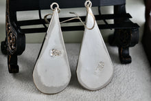 Load image into Gallery viewer, Alpaca Large Teardrop Black Enamel & Pearl Flower Inlay Dangle Hook Earrings