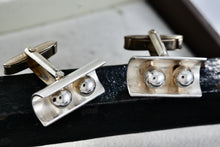 Load image into Gallery viewer, Vintage Taxco Sterling Silver Mens Double Bead Concave Curved Bar Cufflinks