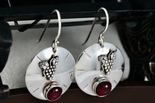 Load image into Gallery viewer, Vintage Sterling Silver Red Rubellite Stone Grapevine Disc Dangle Hook Earrings