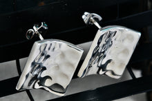 Load image into Gallery viewer, Vintage Sterling Silver Mexico Hammered Concave Square Stud Earrings Signed & KN