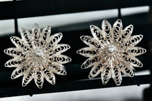 Load image into Gallery viewer, Vintage Silver Filigree Flower Burst Screw-back Clip-On Earrings