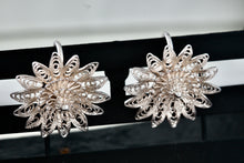 Load image into Gallery viewer, Vintage Silver Filigree Flower Burst Screw-back Clip-On Earrings