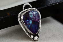 Load image into Gallery viewer, Vintage Silver Purple Agate Arrowhead Shaped Hand Made 1.75" Pendant