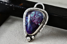 Load image into Gallery viewer, Vintage Silver Purple Agate Arrowhead Shaped Hand Made 1.75" Pendant