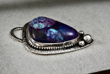 Load image into Gallery viewer, Vintage Silver Purple Agate Arrowhead Shaped Hand Made 1.75" Pendant