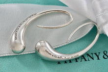 Load image into Gallery viewer, Tiffany & Co. Elsa Peretti Teardrop Dangle Hook Earrings