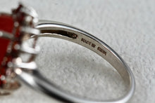 Load image into Gallery viewer, Sterling Silver Oval Red Carnelian & Garnets Gemstone Ring Size 10