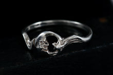 Load image into Gallery viewer, Sterling Silver Man in The Moon Shooting Star Stacking Ring Size 7