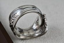 Load image into Gallery viewer, 1947 Rogers Bros Silver XS Triple Handmade Spoon Ring Size 8