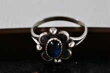 Load image into Gallery viewer, Sterling Silver Small Vintage Oval Cut Blue Star Sapphire Handmade Ring Size 7.5