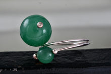 Load image into Gallery viewer, Sterling Silver Green Jade Marble Balls Wire Wrap Ring Size 6
