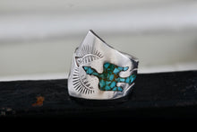 Load image into Gallery viewer, Native American Silver Turquoise Chip Inlay Thunderbird Spoon Ring Size 5