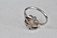 Load image into Gallery viewer, Sterling Silver Small Vintage Oval Cut Blue Star Sapphire Handmade Ring Size 7.5