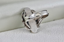 Load image into Gallery viewer, Native American Sterling Silver Elegant Oval Earthy Turquoise Handmade Ring Size 5.5