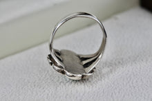Load image into Gallery viewer, Native American Sterling Silver Elegant Oval Earthy Turquoise Handmade Ring Size 5.5