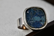 Load image into Gallery viewer, Sterling Silver Handmade Square Cracked Blue Glass Ring Size 7 Signed SR
