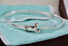 Load image into Gallery viewer, Tiffany & Co. 18K Gold & Silver Hook & Eye Bangle Bracelet Vintage Version 2