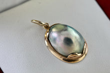 Load image into Gallery viewer, 14Kt. Gold Pearl Inlay Oval Handmade Pendant