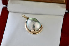 Load image into Gallery viewer, 14Kt. Gold Pearl Inlay Oval Handmade Pendant