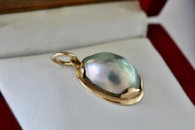 Load image into Gallery viewer, 14Kt. Gold Pearl Inlay Oval Handmade Pendant