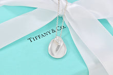 Load image into Gallery viewer, Tiffany & Co. Elsa Peretti Silver Mini Madonna Pendant 16" Necklace