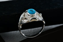 Load image into Gallery viewer, Sterling Silver Oval Turquoise Greek Goddess Ring Size 5