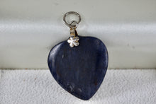 Load image into Gallery viewer, Lapis Lazuli Heart Pendant