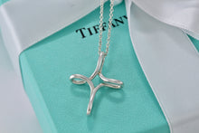 Load image into Gallery viewer, Tiffany & Co. Elsa Peretti Silver Large Inifinity Cross 18" Chain Necklace