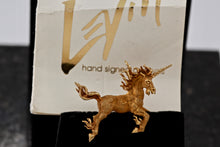 Load image into Gallery viewer, Dan Levin 1979 Handmade "Guardian of the Glen" Pegasus Unicorn Horse 18Kt. Gold Pendant