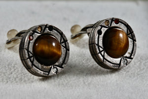 Vintage Patricia Locke Round Tiger Eye Clip-On Earrings