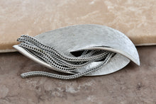 Load image into Gallery viewer, Vintage Costume Silver-Tone Multi Mesh Strand Slit 2.5&quot; Brooch Pin
