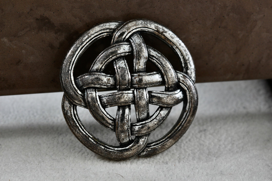 Costume Vintage Soldor Silver Tone Celtic Knot 1.5