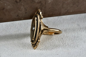 Vintage Avon Gold-Tone Elongated Oval CZ Diamond Signet Ring Size 5.5