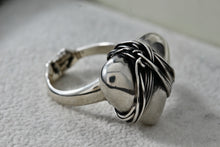 Load image into Gallery viewer, Sergio Bustamante Sterling Silver Wrapped Wire Puffy Heart Ring Size 6.5
