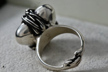 Load image into Gallery viewer, Sergio Bustamante Sterling Silver Wrapped Wire Puffy Heart Ring Size 6.5
